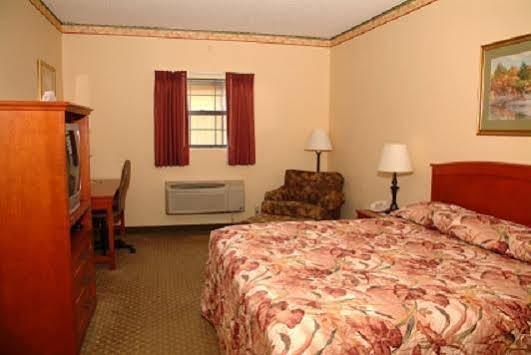 6-bloomsburg, Pa Hotel 2*